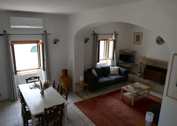 Monteviccoli Villa *